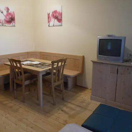Haus Am See Apartment